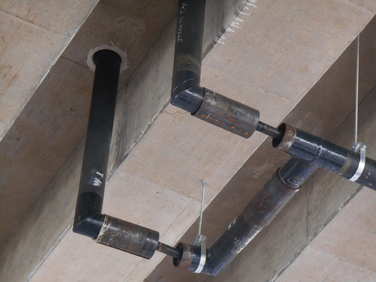 27 piping double wall overhead